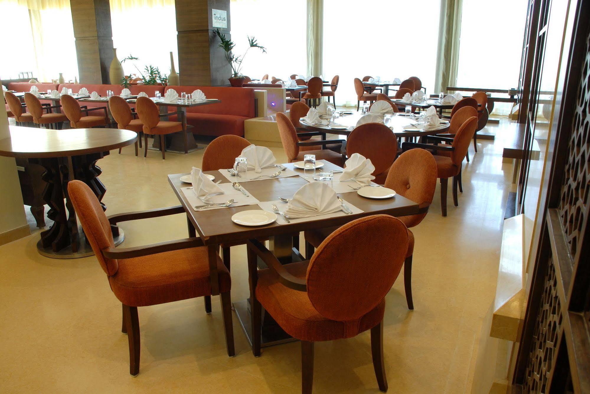 Cambay Grand Kukas Hotel Jaipur Ngoại thất bức ảnh