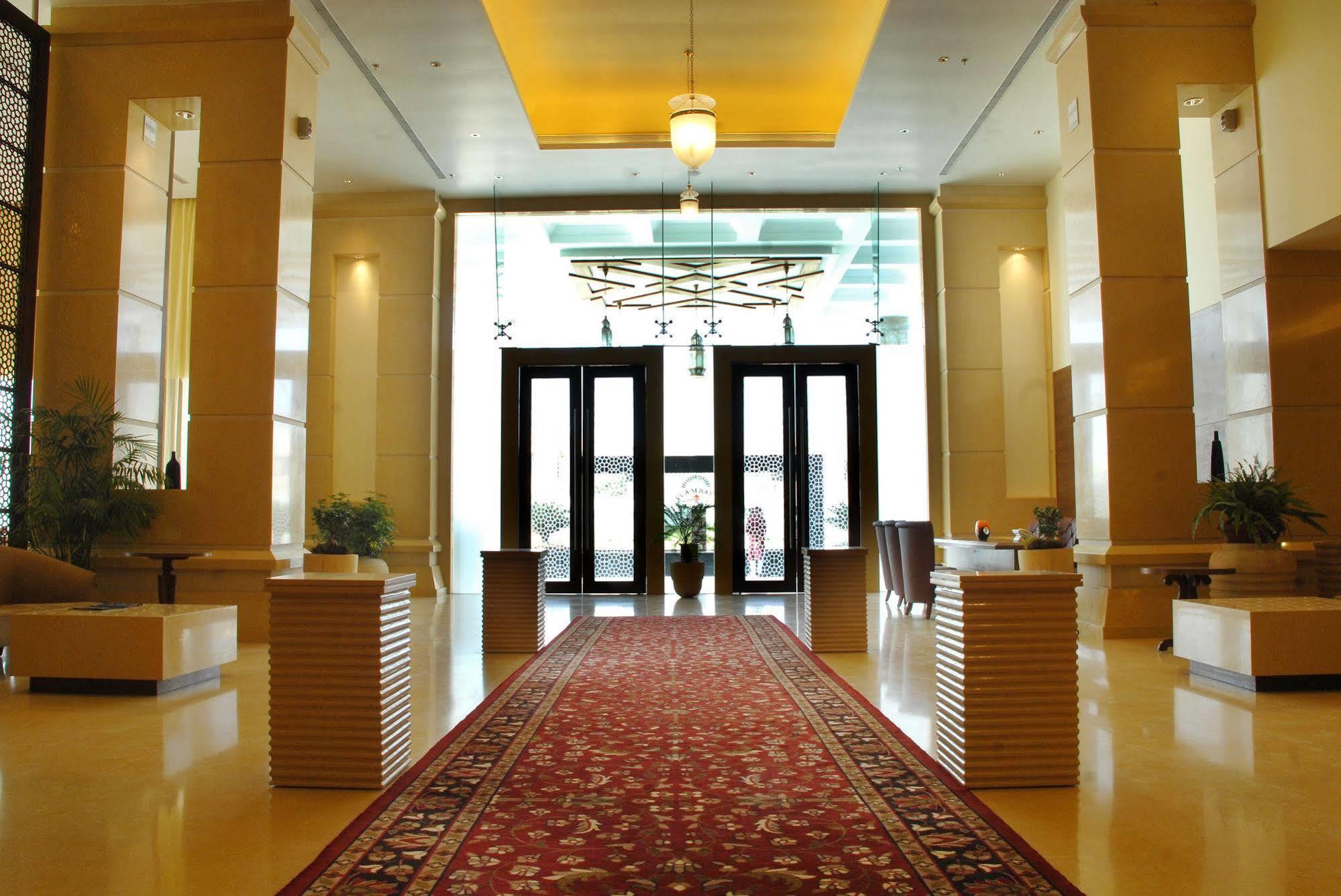 Cambay Grand Kukas Hotel Jaipur Ngoại thất bức ảnh