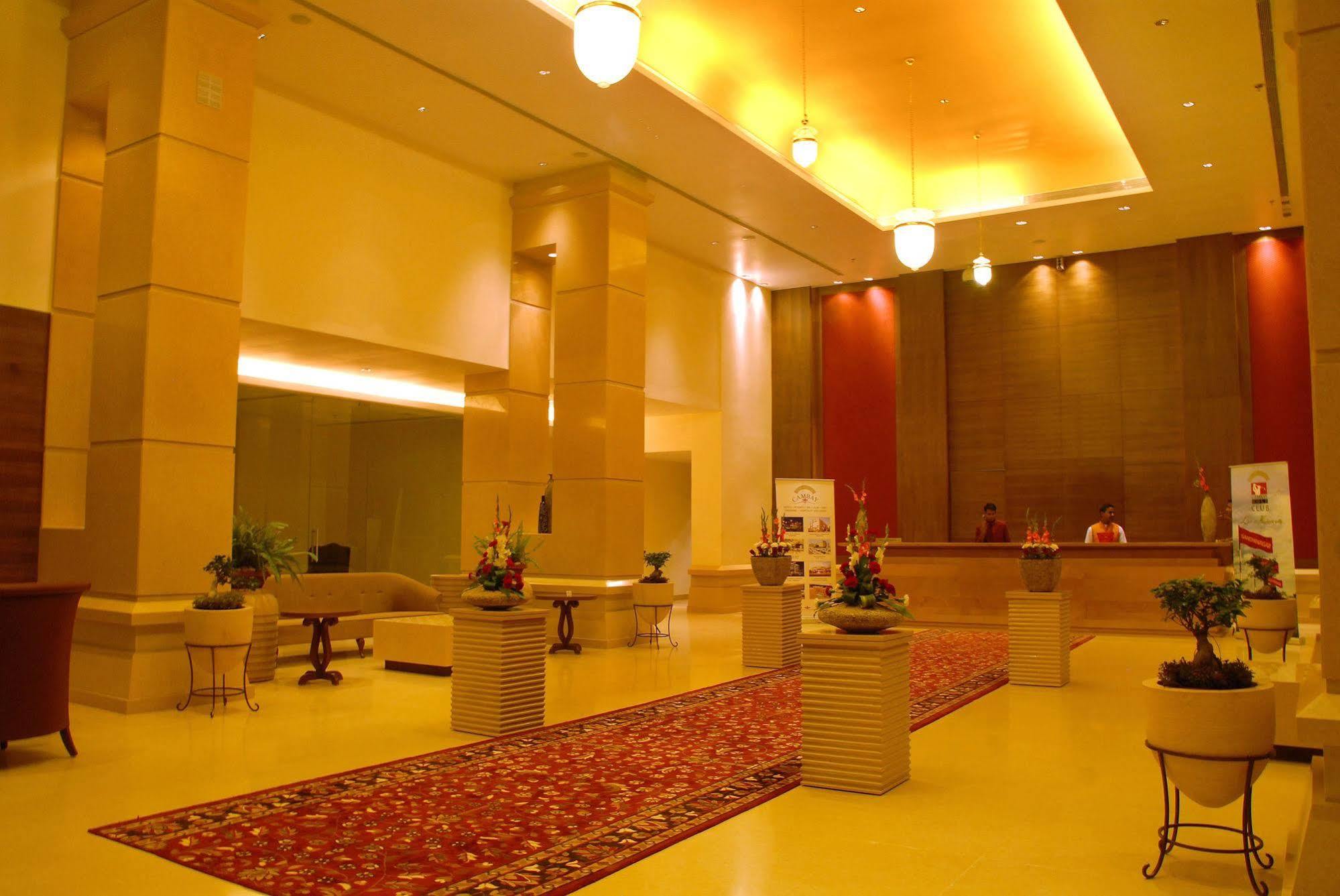 Cambay Grand Kukas Hotel Jaipur Ngoại thất bức ảnh