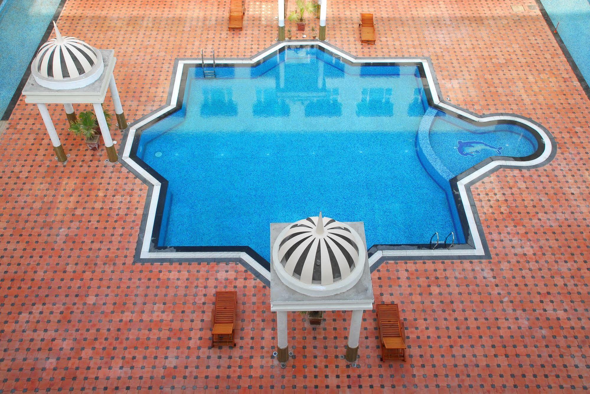 Cambay Grand Kukas Hotel Jaipur Ngoại thất bức ảnh